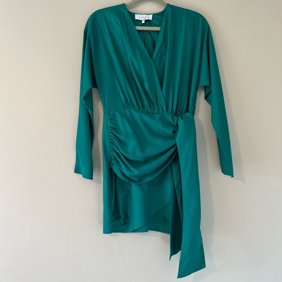 L'Academie The Lorriana Mini Dress in Kelly Green Tencel Small Event Prom - Picture 2 of 12